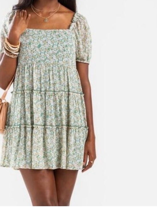 June & Ivy Dresses & Skirts - Floral Tiered Semi-Sheer Babydoll Dress - Green Floral, Size Medium